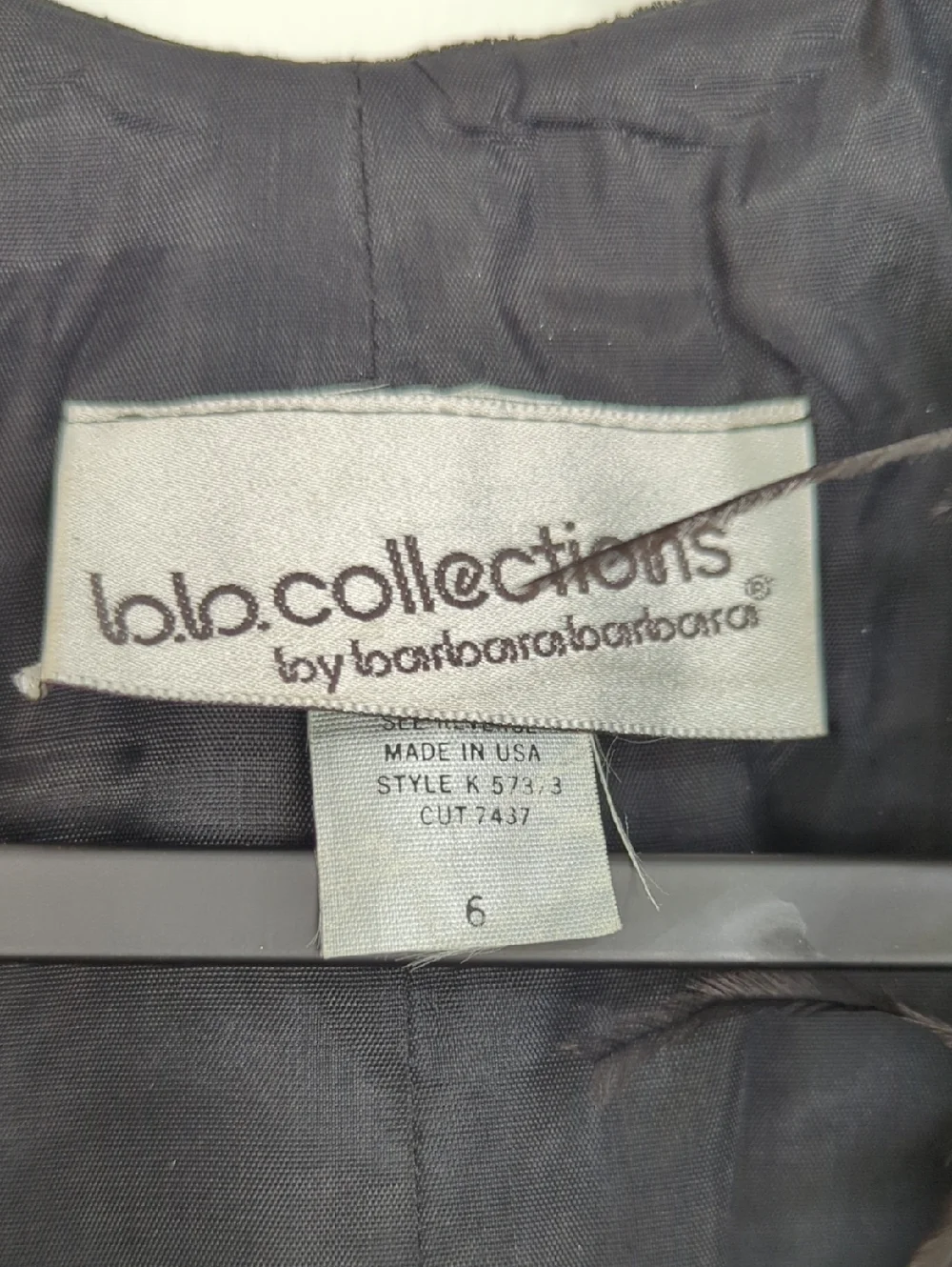 Vintage b.b. collections Dramatic Black Velvet & Ostrich Feather Jacket Size 6 - Picture 9 of 10